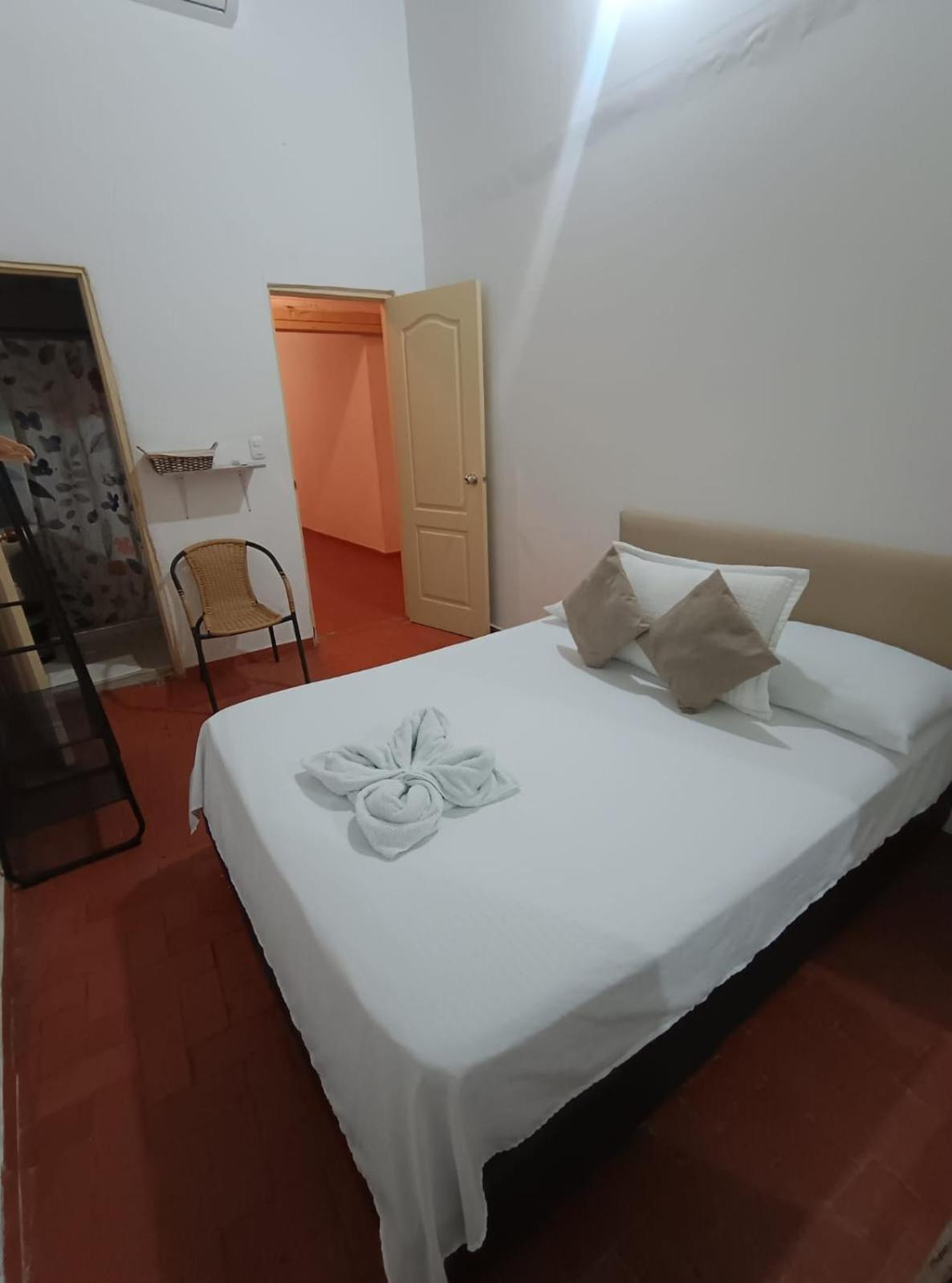 Lotus Central Hotel Санта-Марта Экстерьер фото
